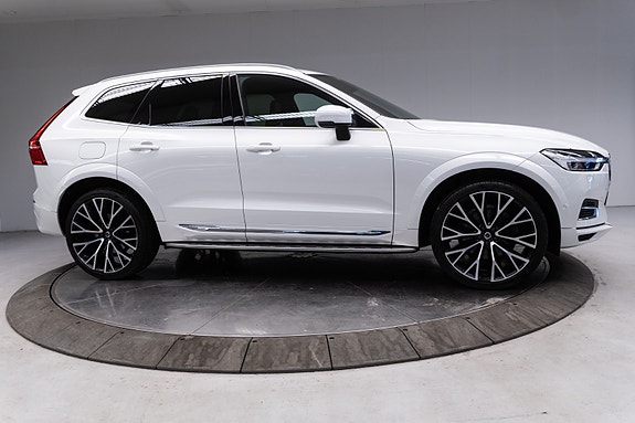 Volvo XC60 10 of 30
