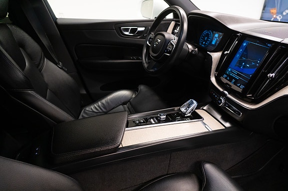 Volvo XC60 27 of 30