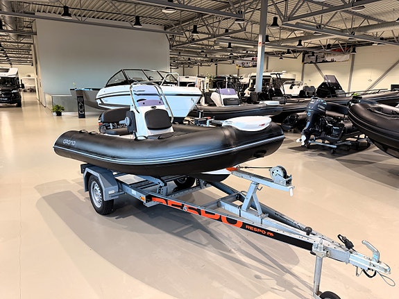 Som ny Grand 370 Silver Line Deluxe m/Yamaha F9,9 - Oppjustert til 20HK - 4 of 11
