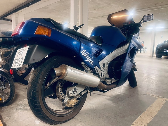 Kawasaki Tomcat ZX-10 2 of 6