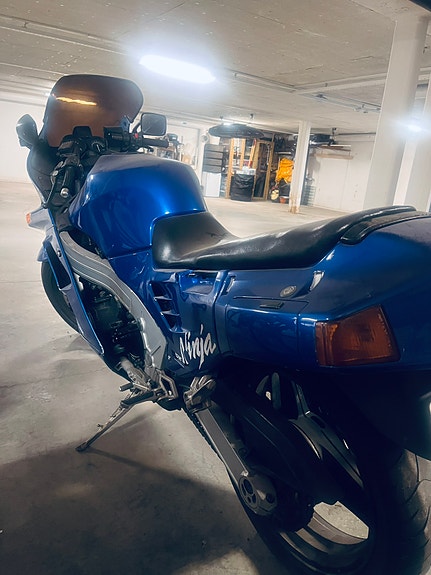 Kawasaki Tomcat ZX-10 3 of 6