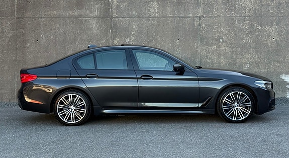 BMW 530e 10 of 30