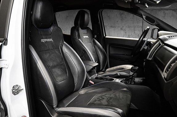 Ford Ranger Raptor 16 of 30