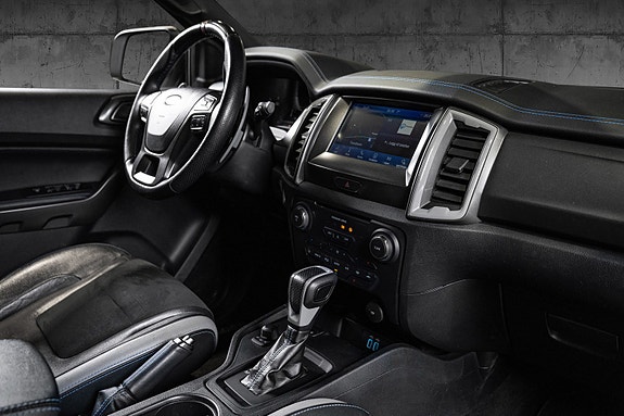 Ford Ranger Raptor 17 of 30