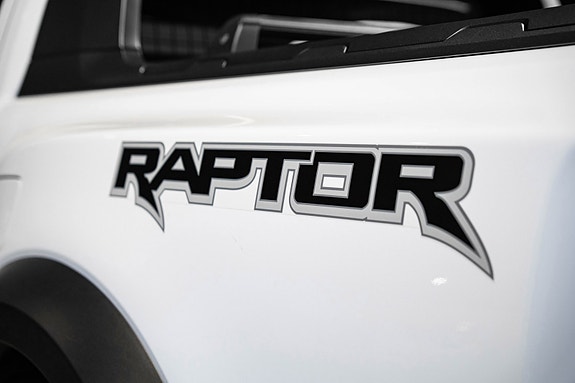 Ford Ranger Raptor 13 of 30