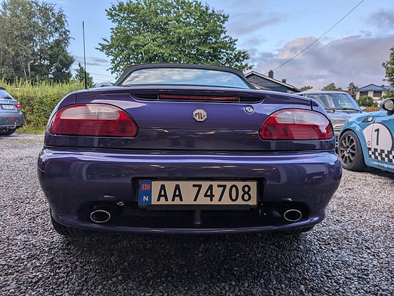 MG F 4 of 8