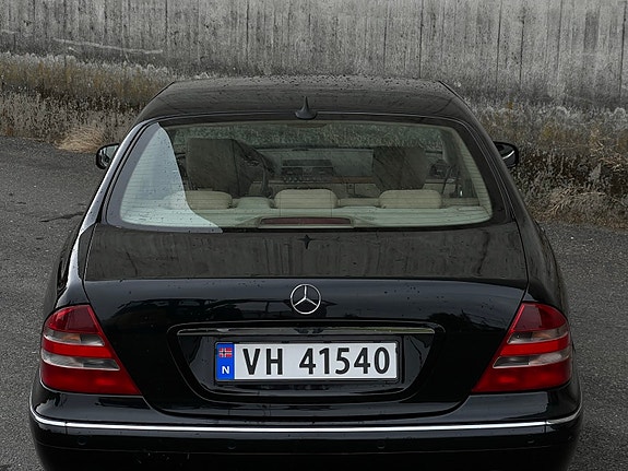 Mercedes-Benz S320 6 of 22