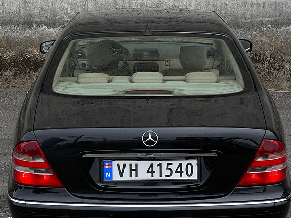 Mercedes-Benz S320 8 of 22