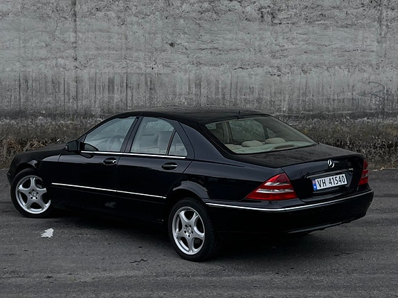 Mercedes-Benz S320 5 of 22