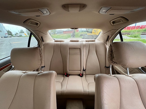 Mercedes-Benz S320 20 of 22