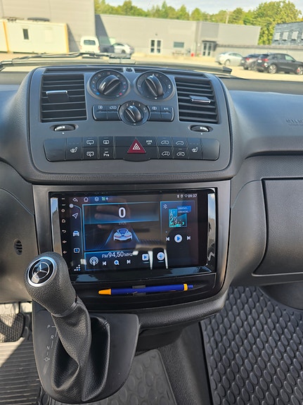 Mercedes-Benz Vito 113 18 of 30