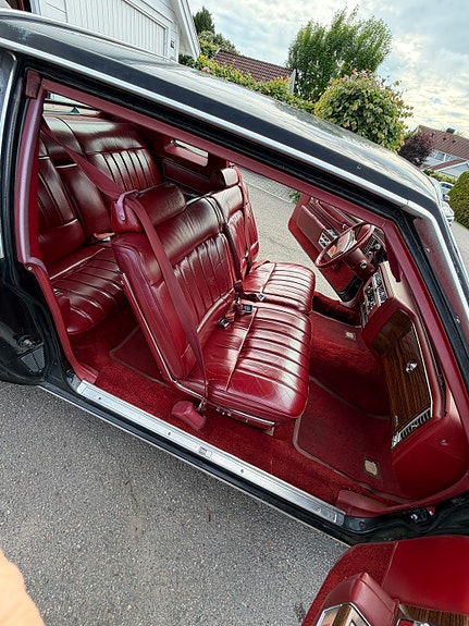 Cadillac Deville 15 of 27