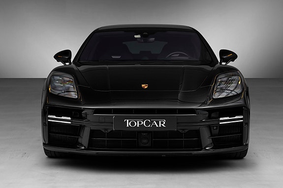 Porsche Panamera 3 of 30
