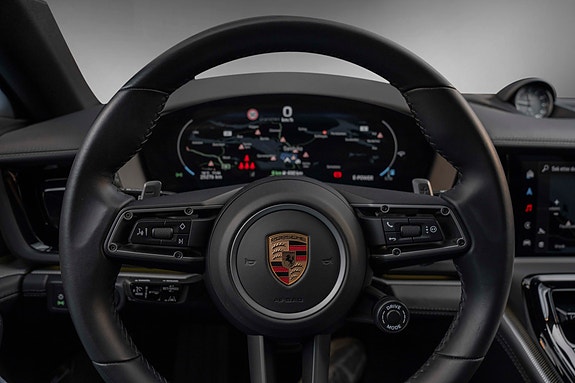 Porsche Panamera 11 of 30