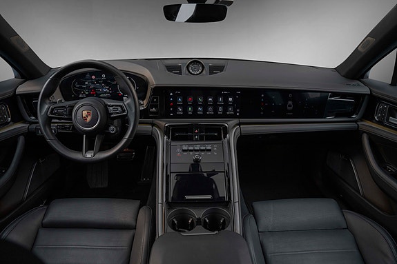 Porsche Panamera 30 of 30