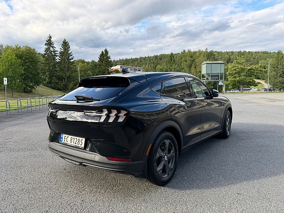 Ford Mustang Mach-E 5 of 30