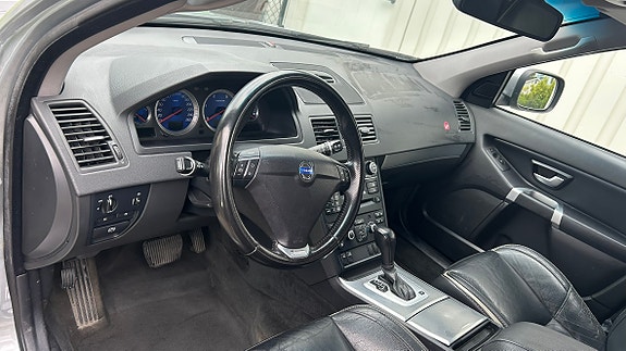 Volvo XC90 12 of 21