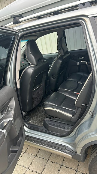 Volvo XC90 15 of 21