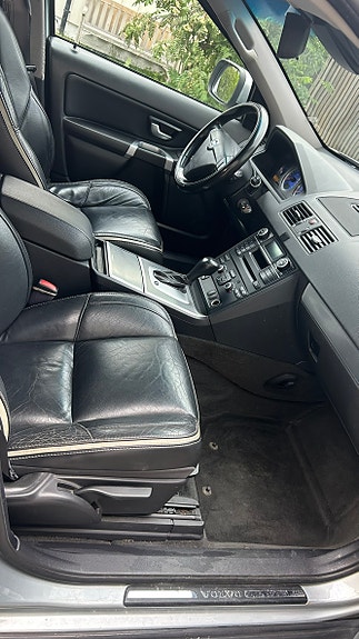 Volvo XC90 16 of 21
