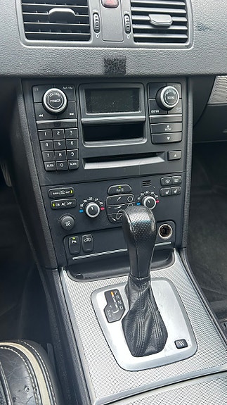 Volvo XC90 14 of 21