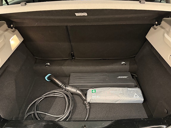 Renault Zoe 30 of 30