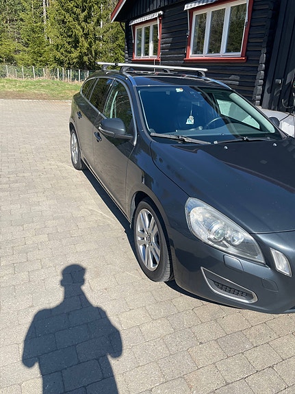 Volvo V60 7 of 12