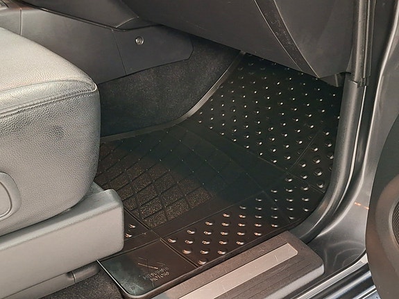 Mitsubishi Pajero 29 of 30