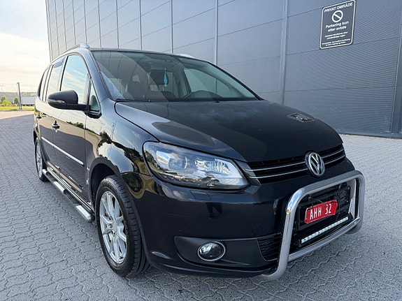 Volkswagen Touran 3 of 29
