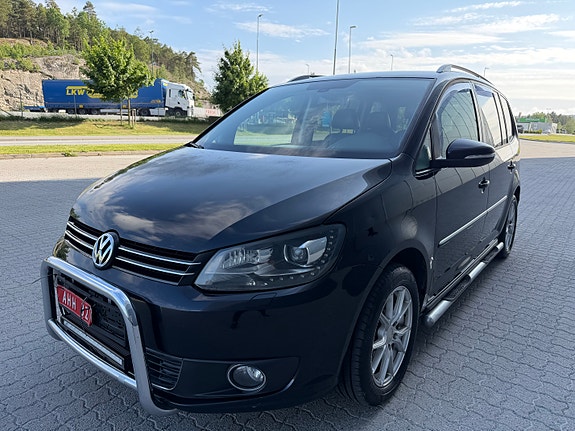 Volkswagen Touran 6 of 29