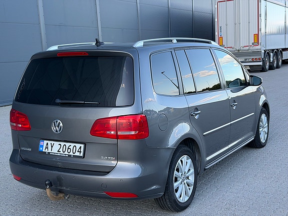 Volkswagen Touran 11 of 30