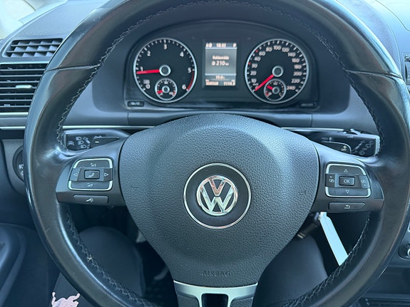 Volkswagen Touran 27 of 30