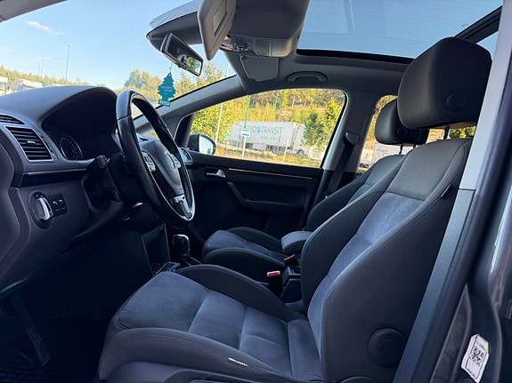Volkswagen Touran 15 of 30