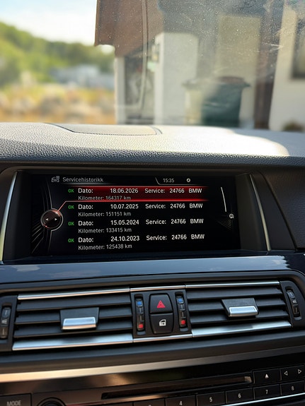 BMW 528i 28 of 30