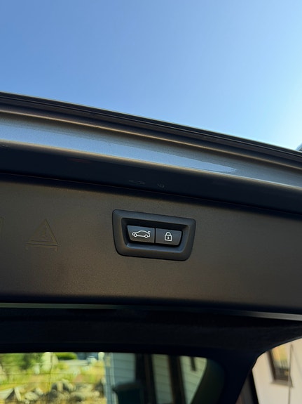 BMW 528i 26 of 30