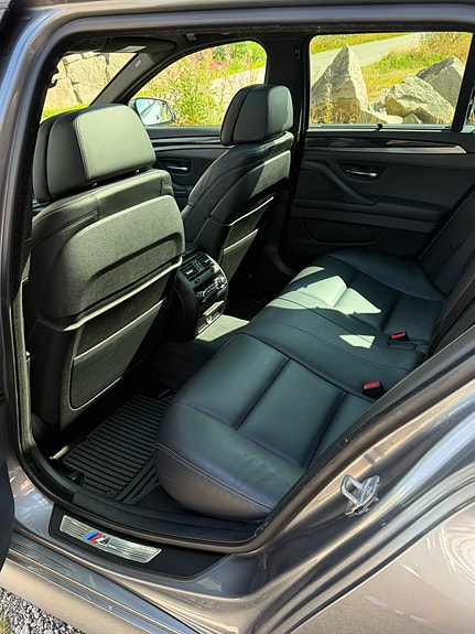 BMW 528i 20 of 30