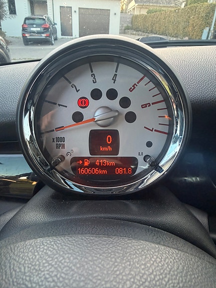 MINI Cooper 16 of 16