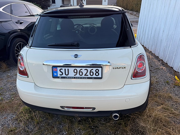 MINI Cooper 5 of 16