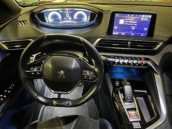 Peugeot 5008 24 of 30