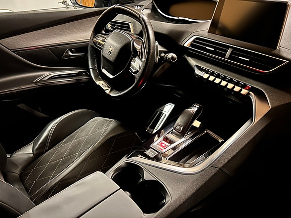 Peugeot 5008 16 of 30