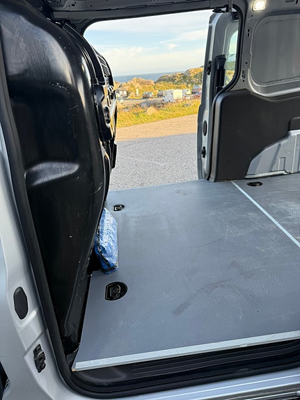 Ford Transit Connect 13 of 30