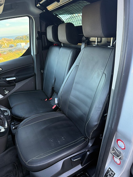 Ford Transit Connect 30 of 30
