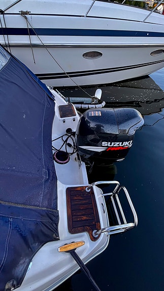 Oceanmaster 620DC i god stand med 140 Suzuki 9 of 30