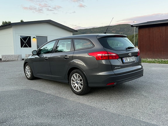 Ford Focus 3 of 13