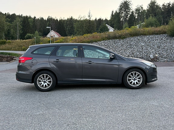 Ford Focus 6 of 13