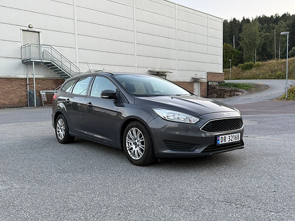 Ford Focus 7 of 13