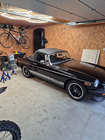 MG MGB 6 of 12