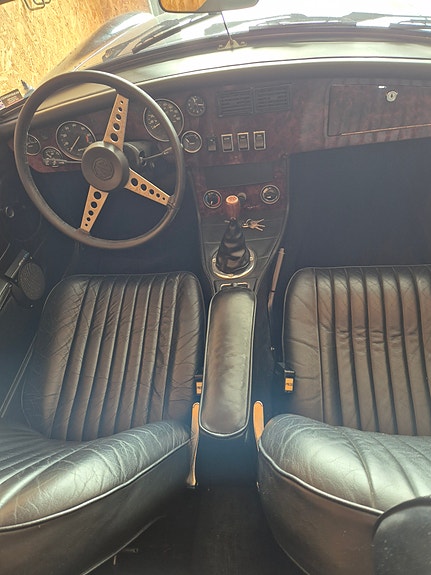 MG MGB 5 of 12