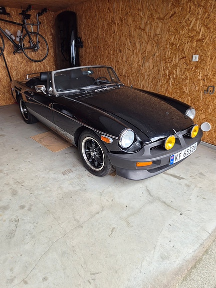 MG MGB 2 of 12
