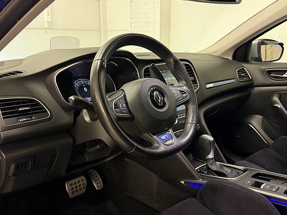 Renault Megane 23 of 30
