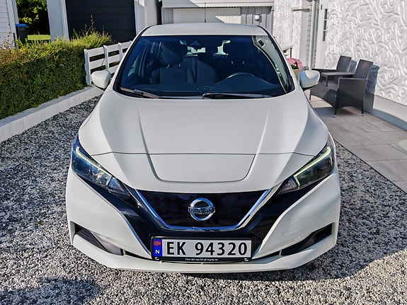 Nissan Leaf 7 of 30